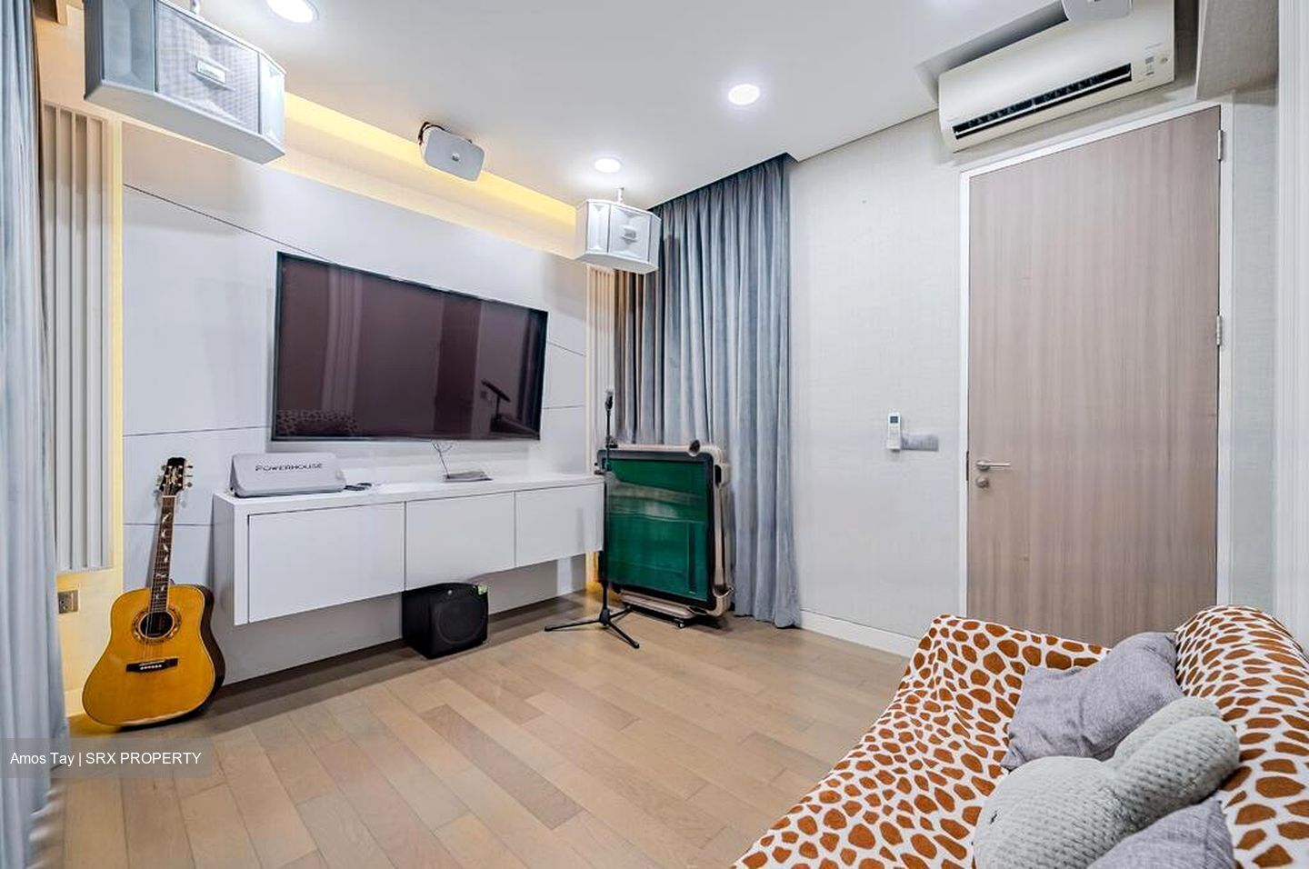 Nim Collection (D28), Terrace #463516431